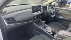 Nissan Qashqai 1.3 DiG-T MH Acenta Premium 5dr Petrol Hatchback